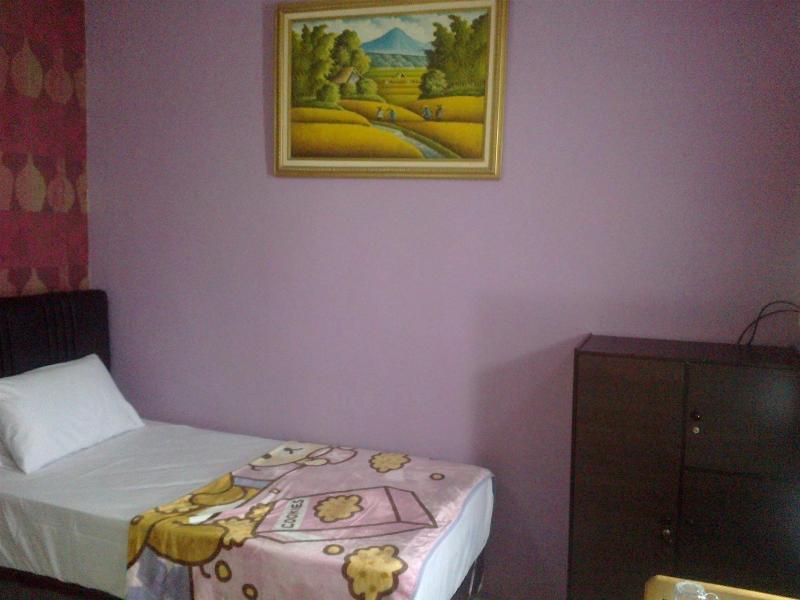 K77 Rumah tetamu Medan