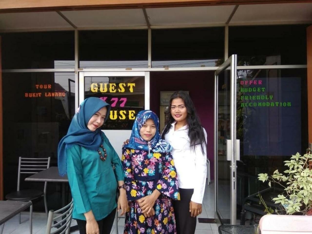 K77 Rumah tetamu *